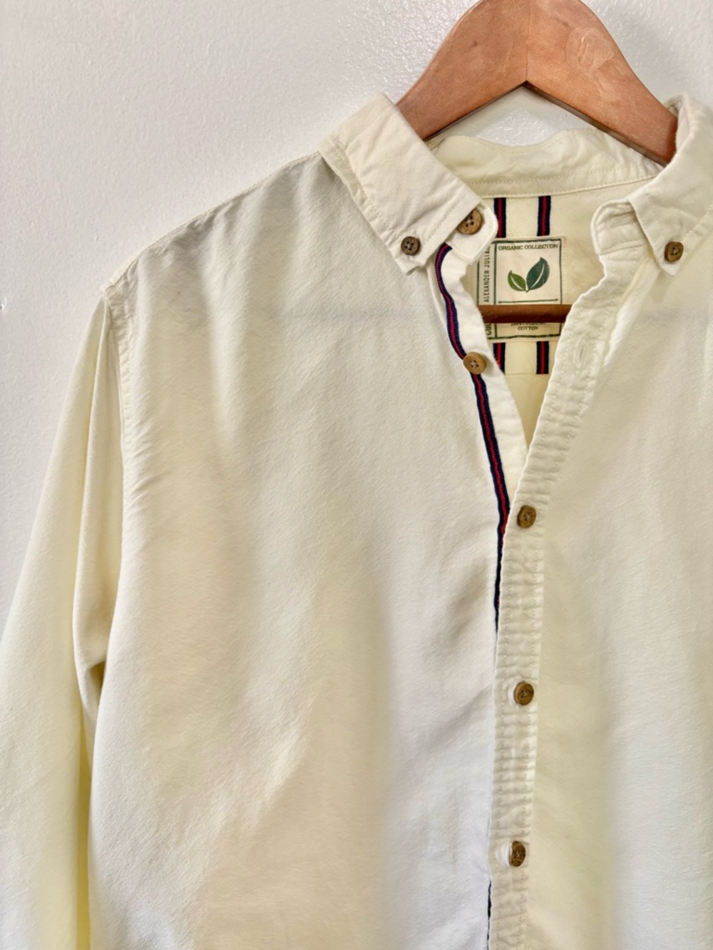 Organic Cotton Butter Cream Yellow Button Down Colours by Alexander Julian - Picture 2 of 9